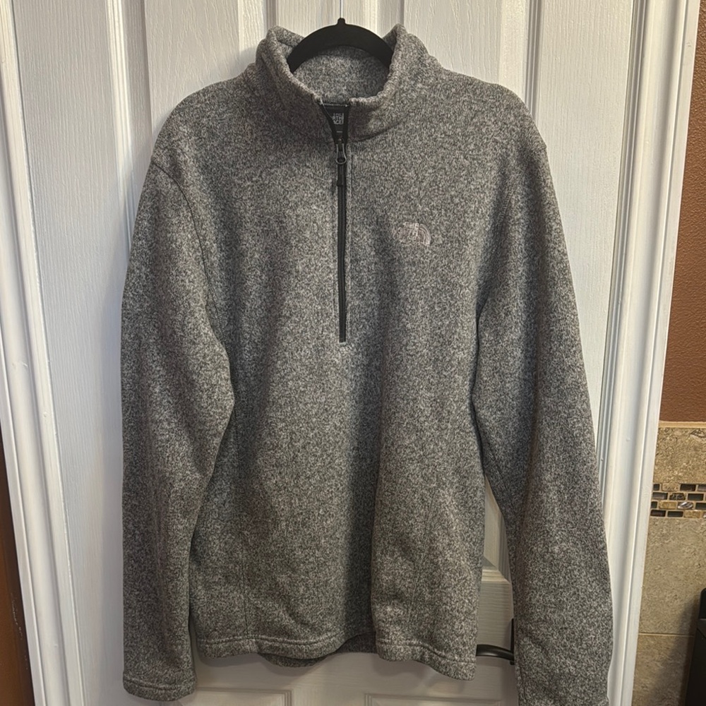 The North Face Men's Gray Sweater
